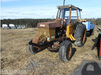 Farm tractor VALMET