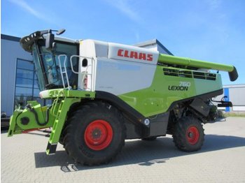 Combine harvester CLAAS LEXION 760: picture 1