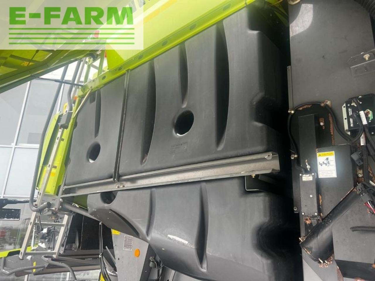Combine harvester CLAAS lexion 660: picture 24