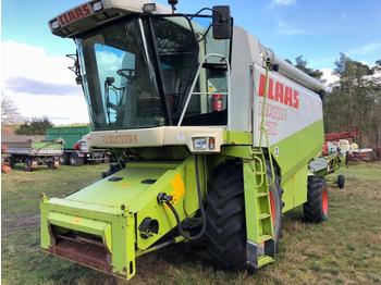 Combine harvester Claas Lexion 430: picture 1