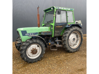 Farm tractor Deutz D 7807 C: picture 3