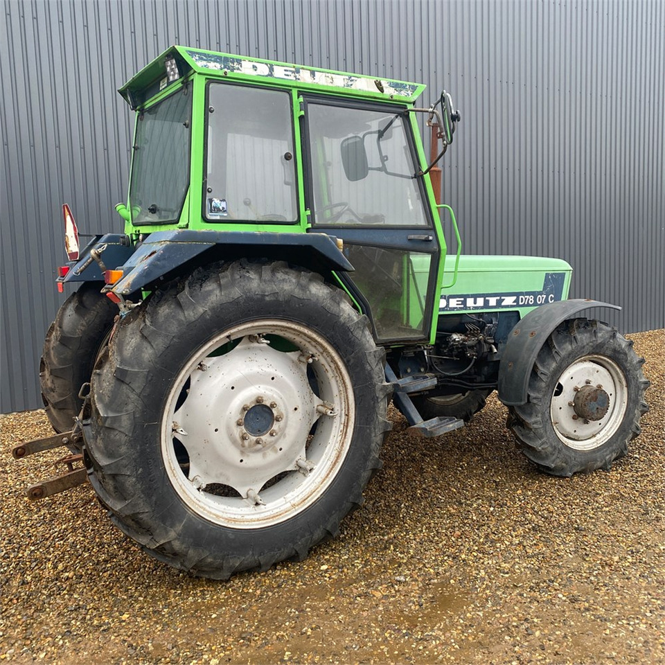Farm tractor Deutz D 7807 C: picture 8