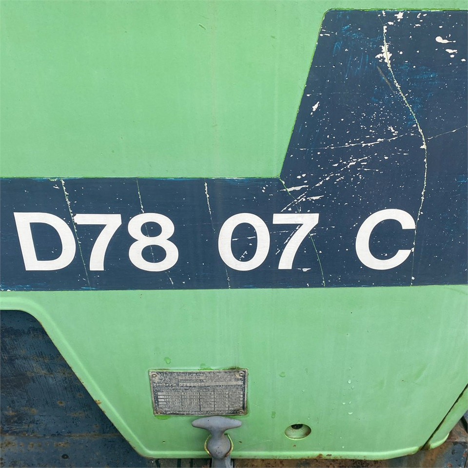 Farm tractor Deutz D 7807 C: picture 22