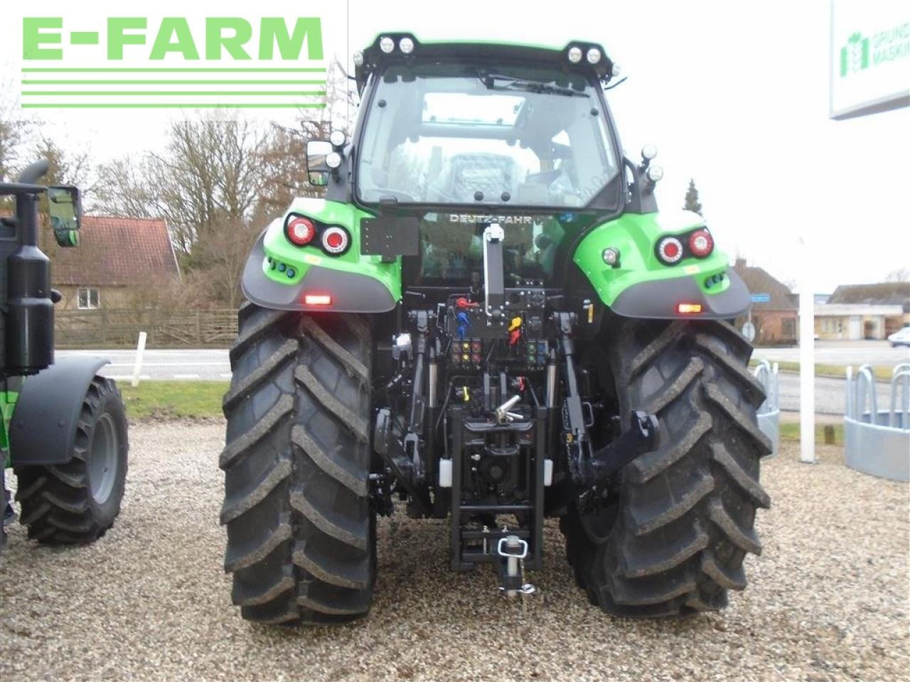Farm tractor Deutz-Fahr agrotron 6210 ttv warrior: picture 5