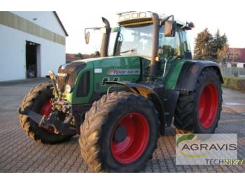 Fendt 820 VARIO TMS - Farm tractor