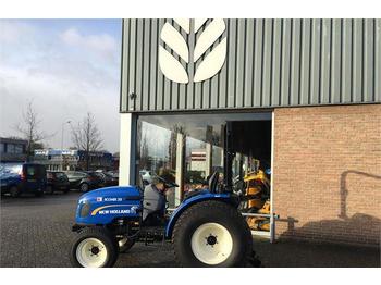 New Holland Boomer  - Farm tractor