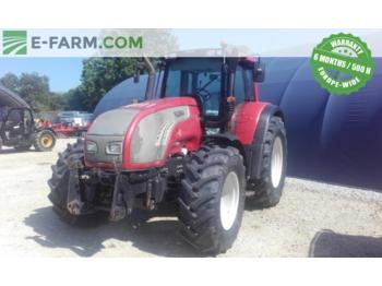Valtra T 132 V - Farm tractor