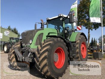Farm tractor Fendt 933 Vario SCR ProfiPlus: picture 1