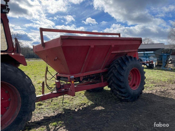 Bredal B100 - Fertilizer spreader