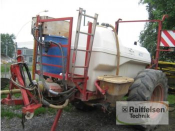 Tractor mounted sprayer Holder Anhängespritze 2700 Liter 24 Meter: picture 1