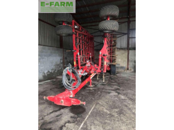Farm tractor HORSCH