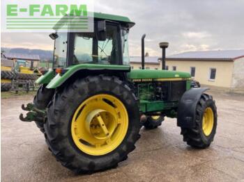 Farm tractor John Deere 3650: picture 4