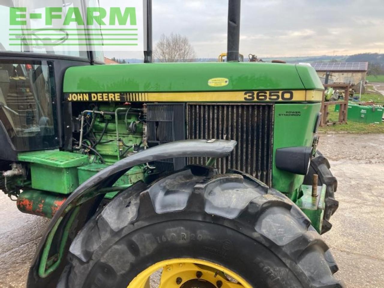 Farm tractor John Deere 3650: picture 10
