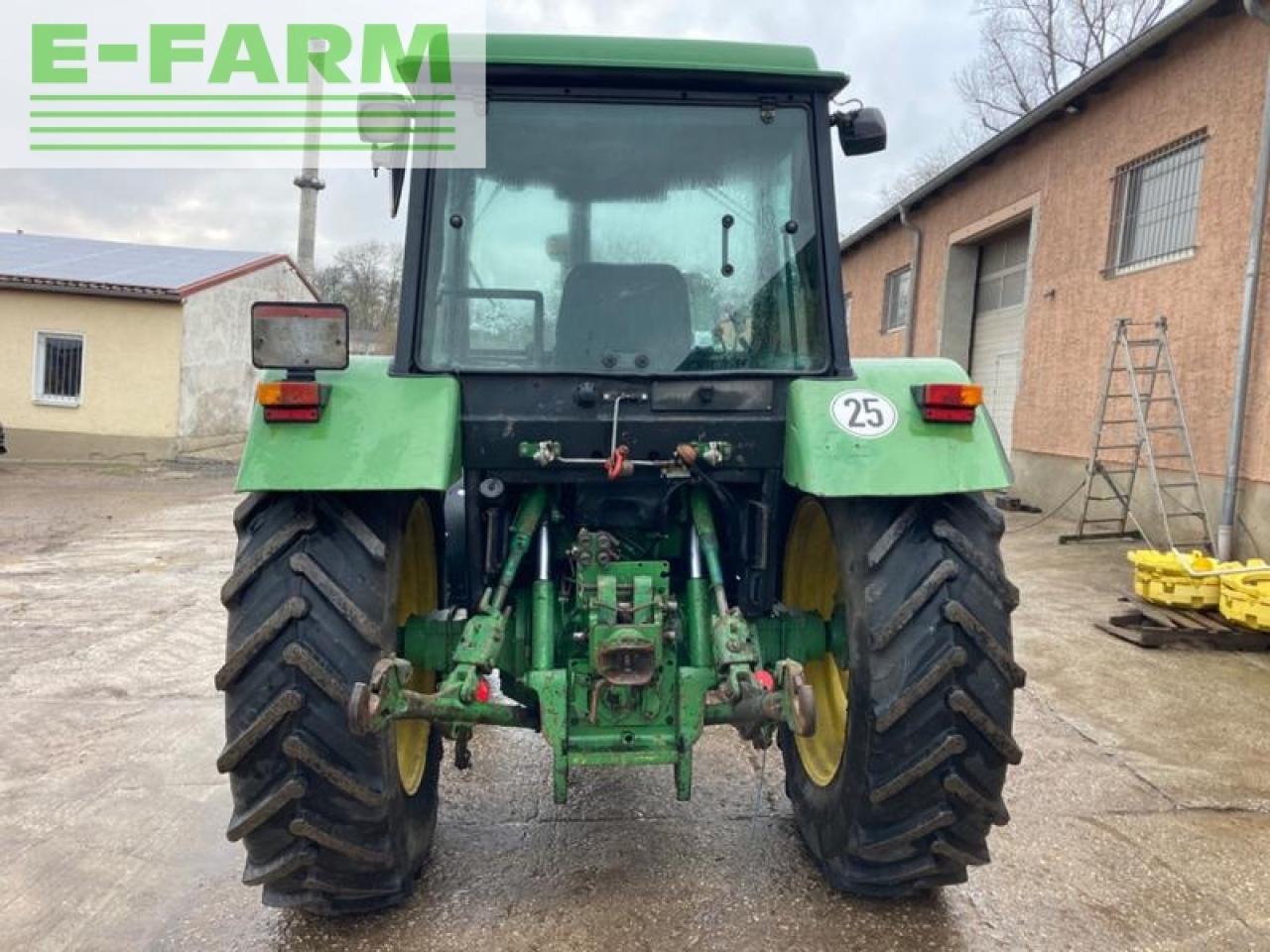 Farm tractor John Deere 3650: picture 8