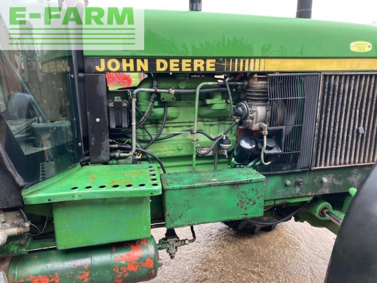Farm tractor John Deere 3650: picture 11