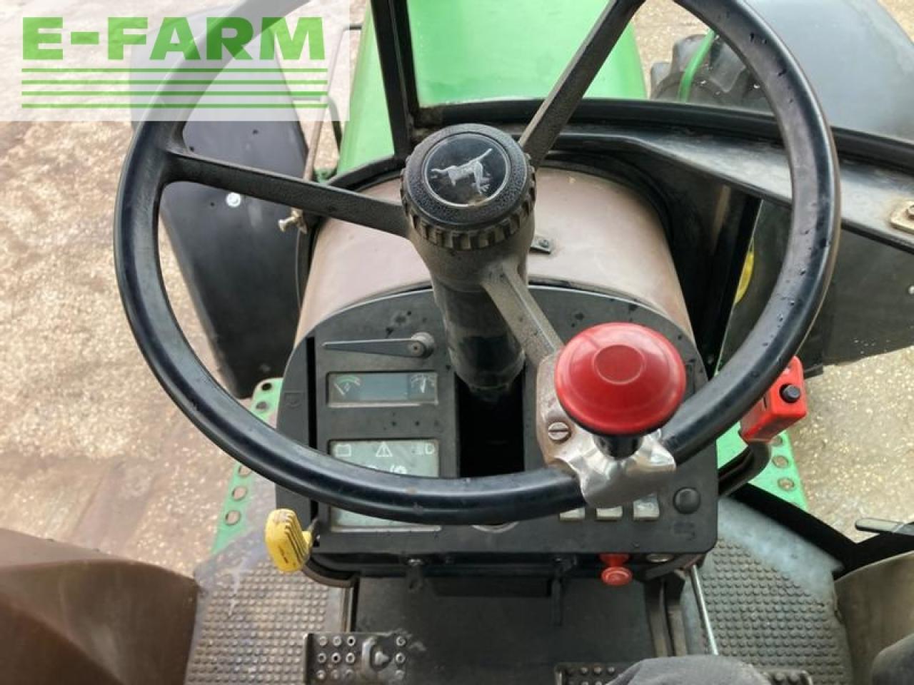 Farm tractor John Deere 3650: picture 25