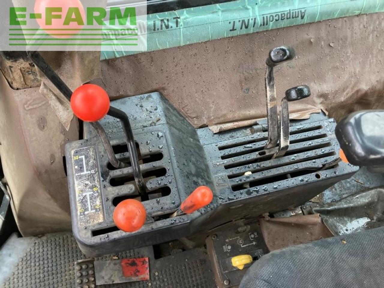 Farm tractor John Deere 3650: picture 23