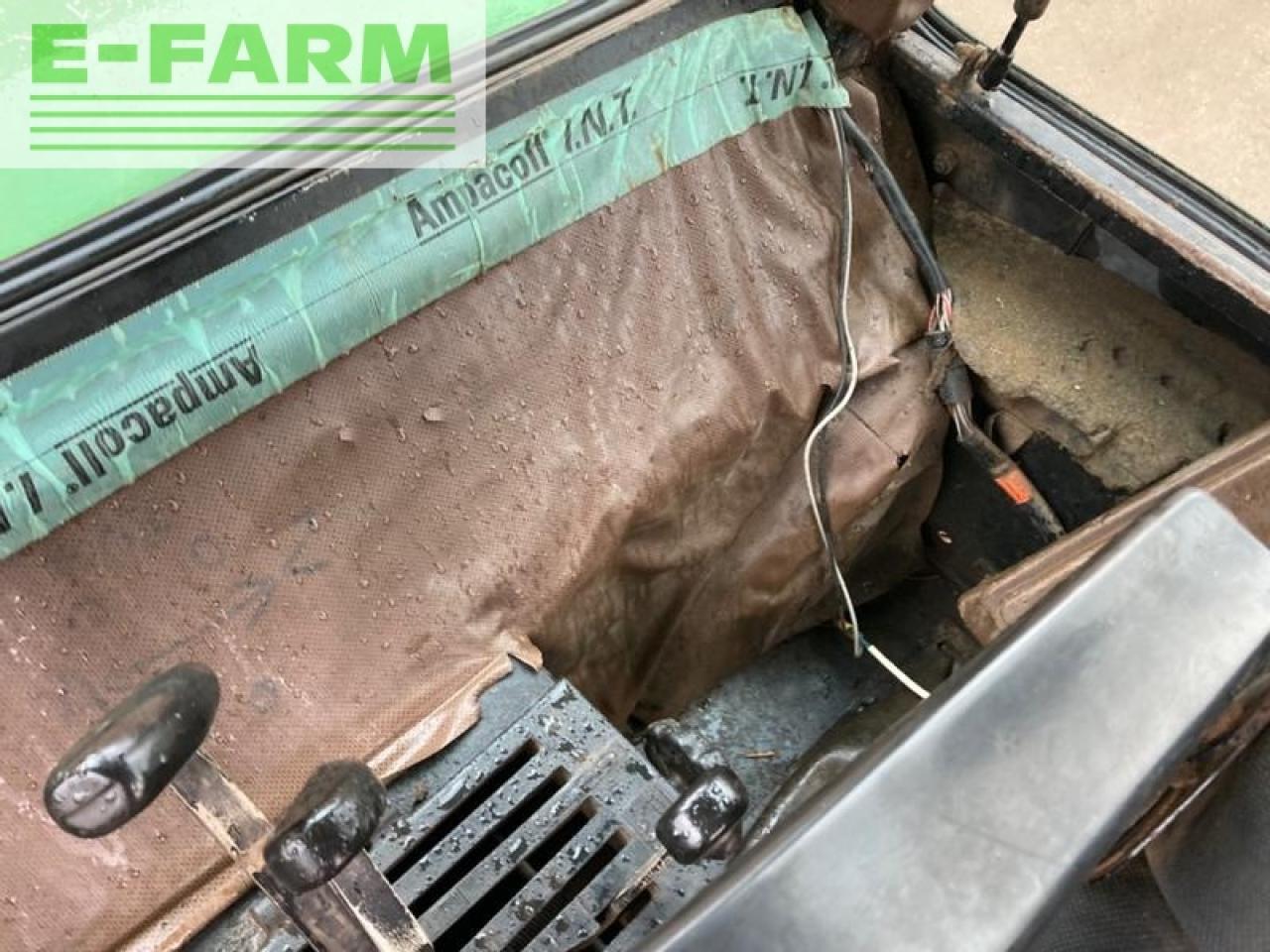 Farm tractor John Deere 3650: picture 24