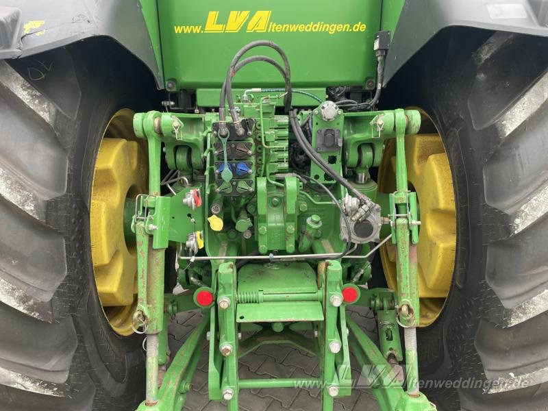 Farm tractor John Deere 8360R: picture 8