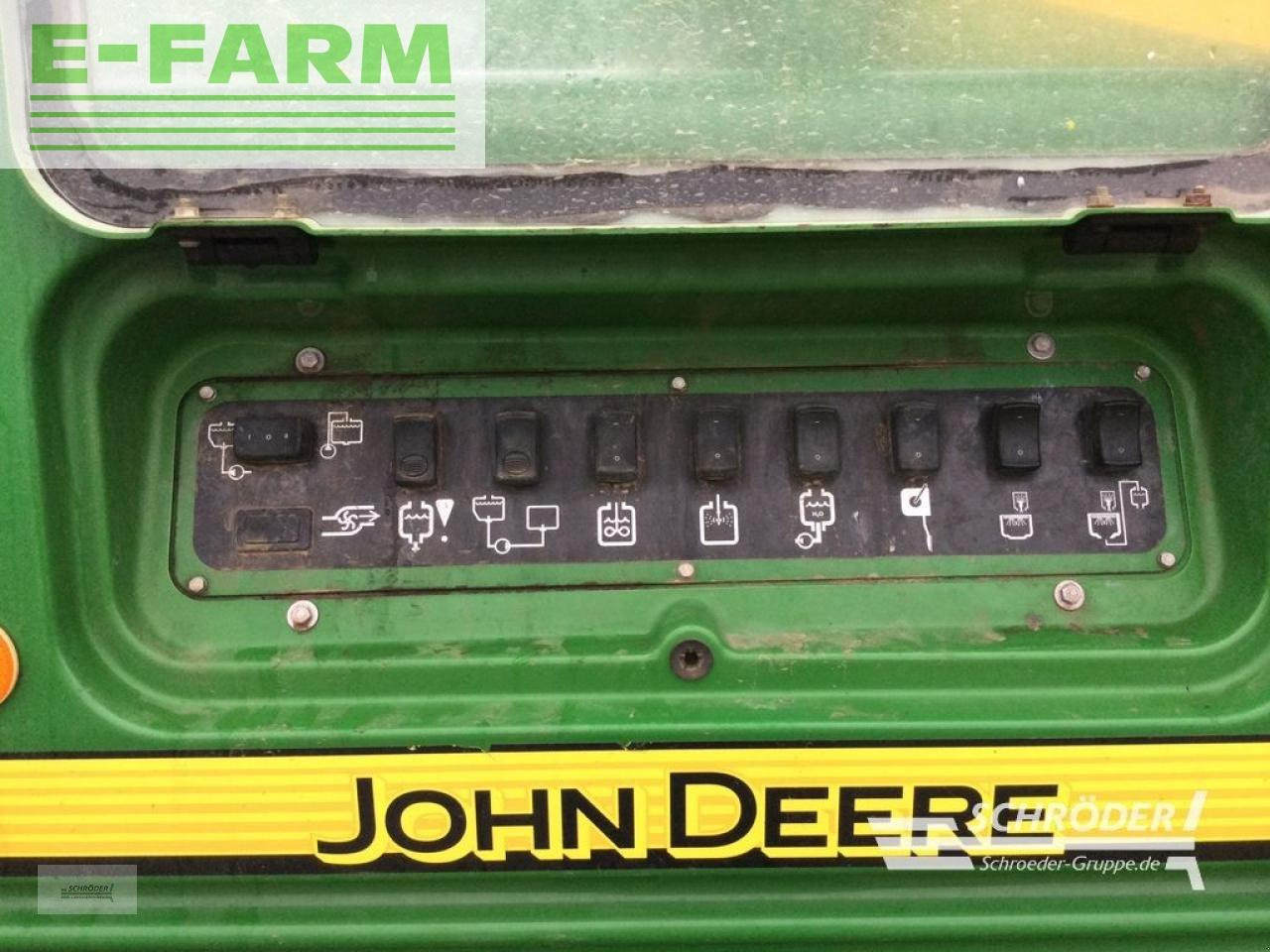 Farm tractor John Deere r962i: picture 8