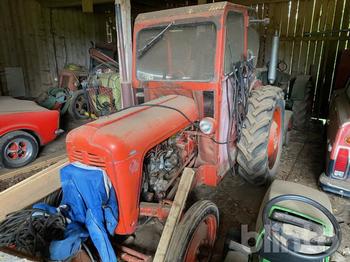 Farm tractor Massey Ferguson 30 1961: picture 1