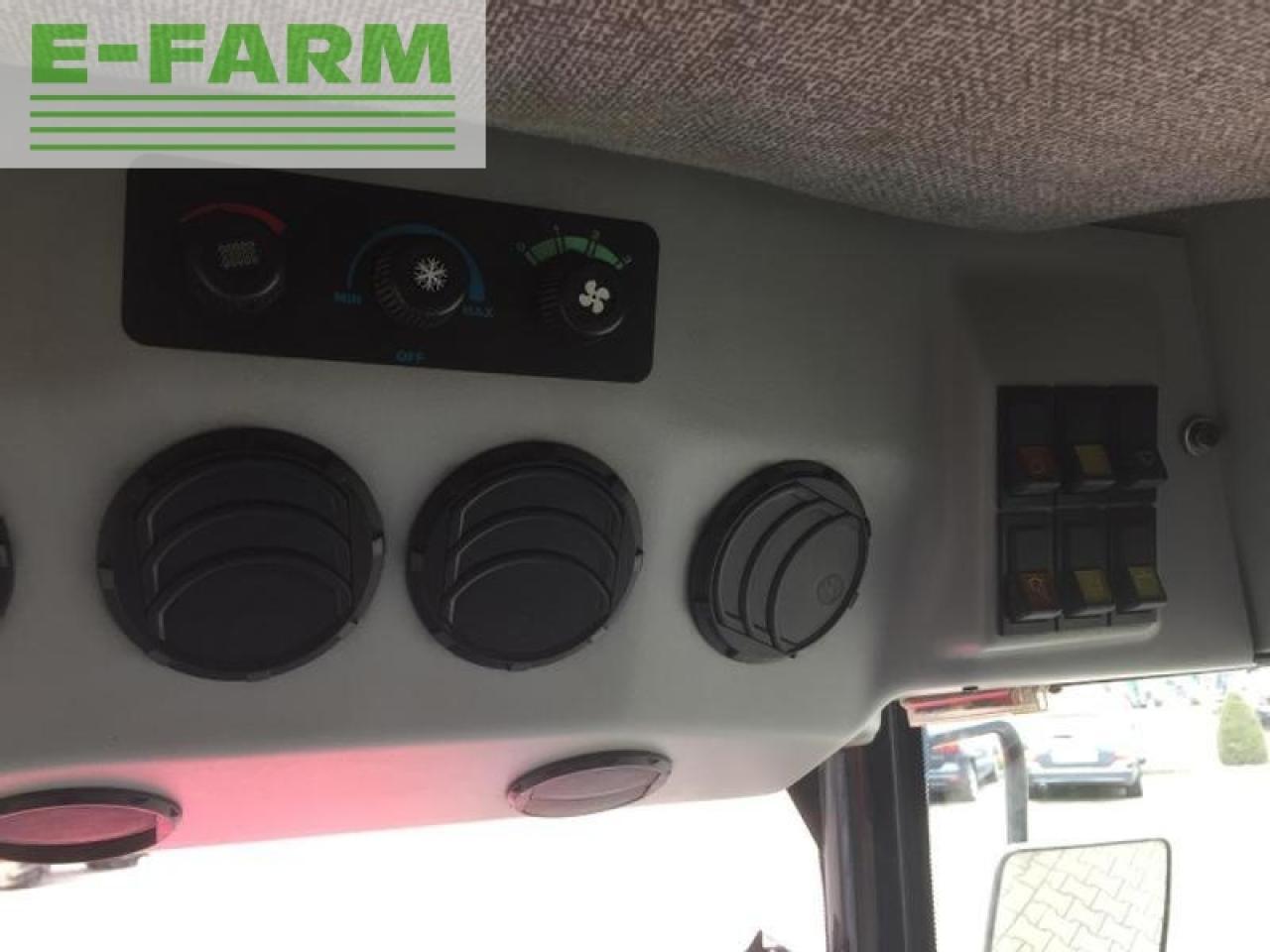 Farm tractor Massey Ferguson 3350 s: picture 13