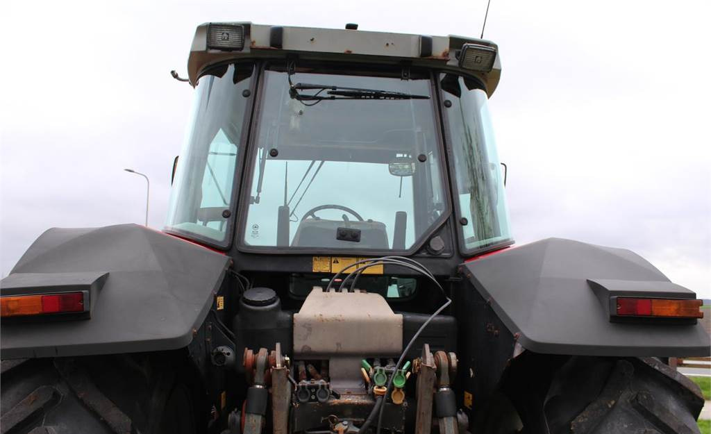 Farm tractor Massey Ferguson 8130: picture 6