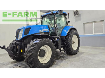 Farm tractor New Holland t7.260: picture 2