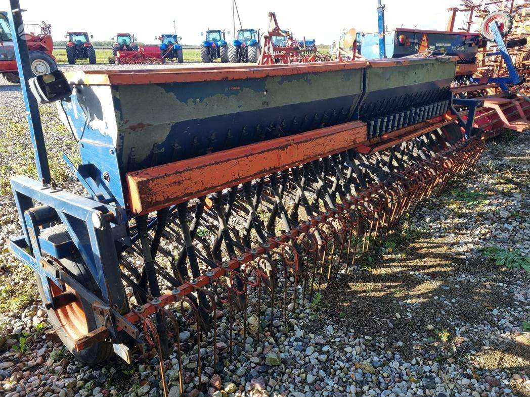 Seed drill Nordsten CLB 400: picture 3