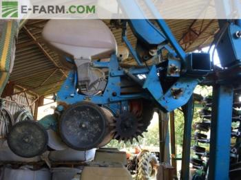 Monosem NG+3 - Precision sowing machine