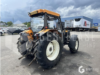 Farm tractor Renault PALES 240: picture 3