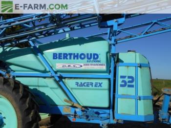 Berthoud RACER EX - Trailed sprayer
