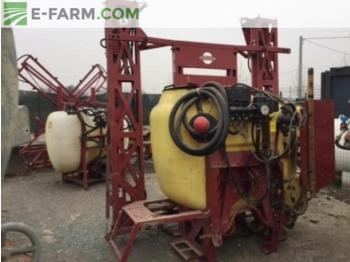 Hardi NK 800 - Trailed sprayer