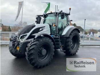 Farm tractor Valtra T175 EV 2A1: picture 1