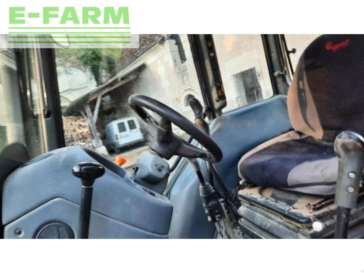 Farm tractor Valtra a75: picture 7