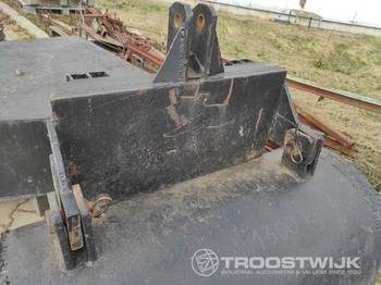 Counterweight for Agricultural machinery 1300 kg: picture 1