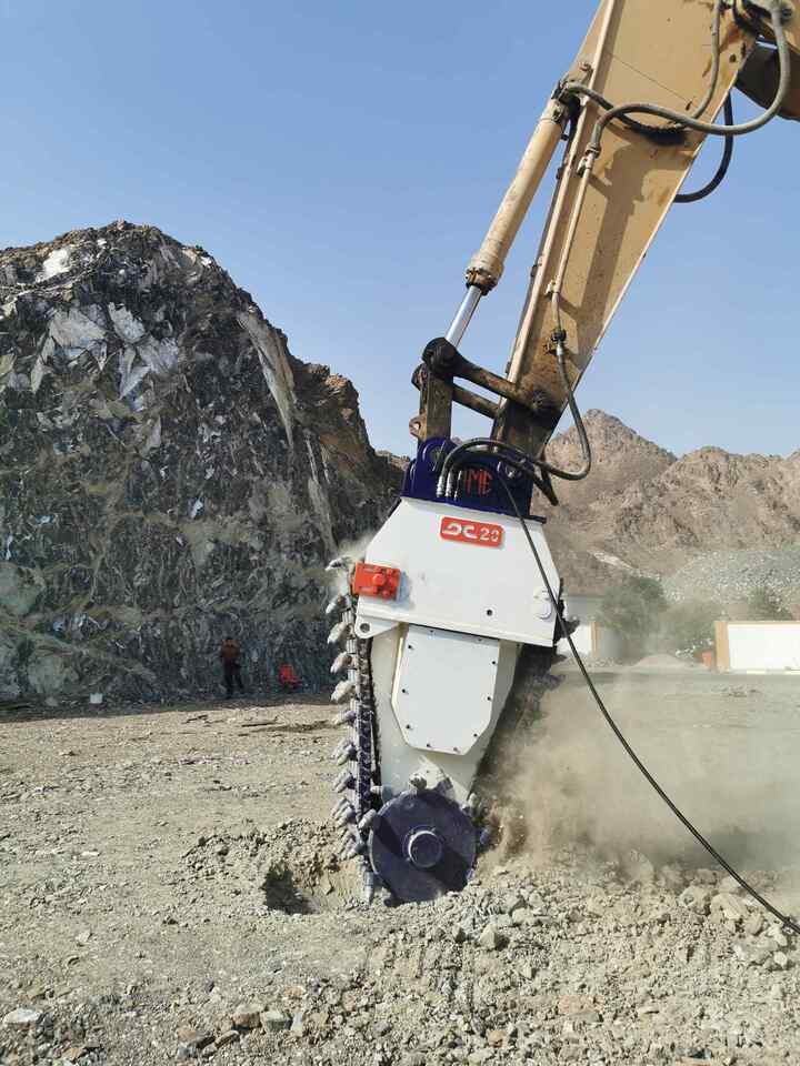 New Attachment for Excavator AME Chain Drum Cutter (DC 20): picture 16