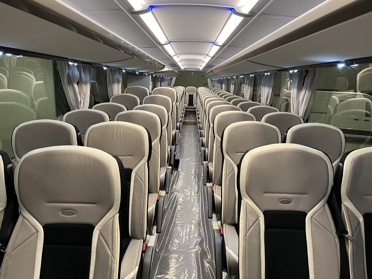 Leasing of  Neoplan Cityliner P15 Euro 6E V.I.P / Exclusive Class (Gräddfärgad skinnklädsel) Neoplan Cityliner P15 Euro 6E V.I.P / Exclusive Class (Gräddfärgad skinnklädsel): picture 21