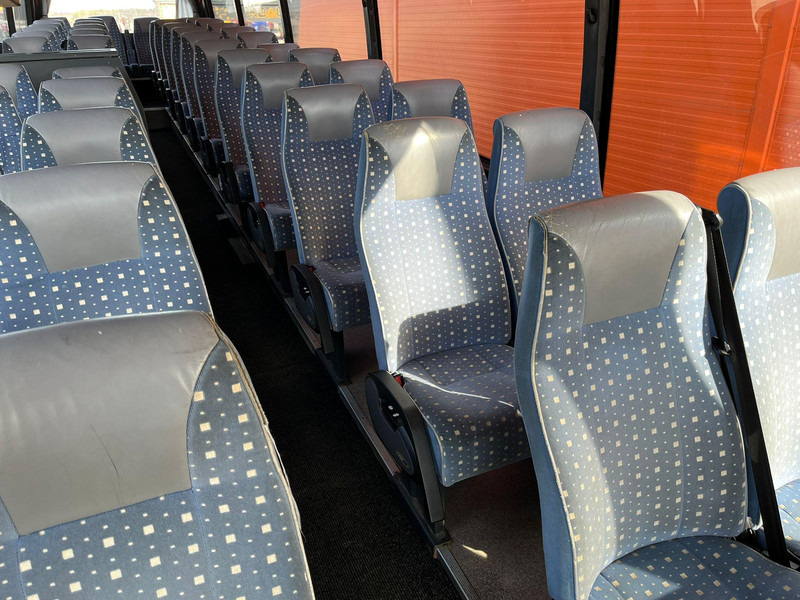 Leasing of Volvo B12B 4x2 9900 48 SEATS / AC / AUXILIARY HEATING / WC / CD Volvo B12B 4x2 9900 48 SEATS / AC / AUXILIARY HEATING / WC / CD: picture 14