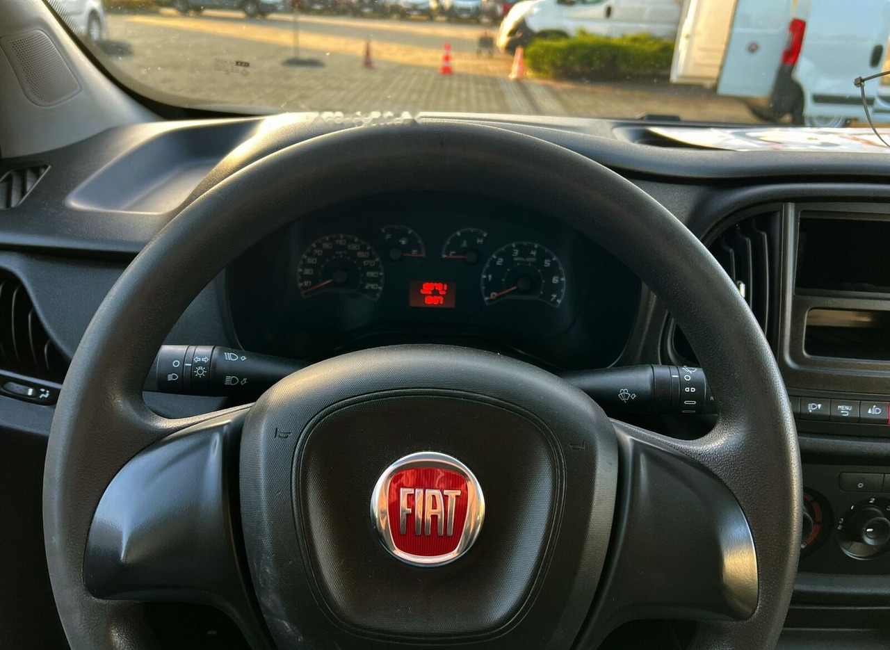 Small van FIAT Doblo: picture 9