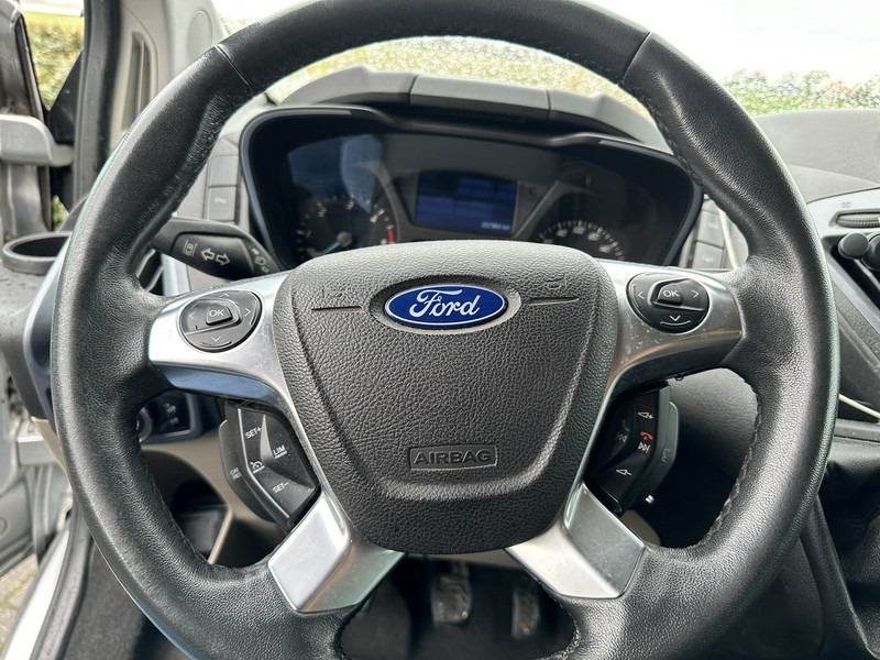 Panel van Ford Custom: picture 6