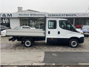 IVECO Daily Doka flatbed - Open body delivery van: picture 3