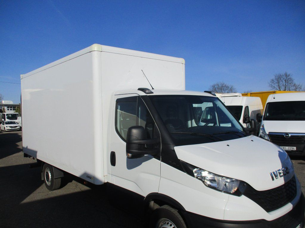 Panel van Iveco 35S16 Daily EURO 6: picture 2