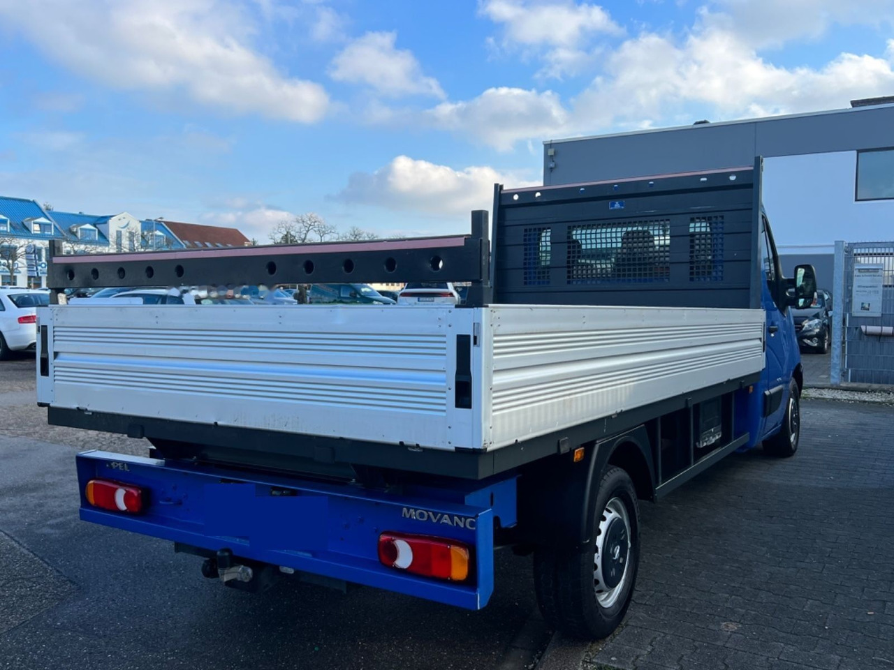Leasing of Opel Movano 2.2 Flatbed Opel Movano 2.2 Flatbed: picture 6
