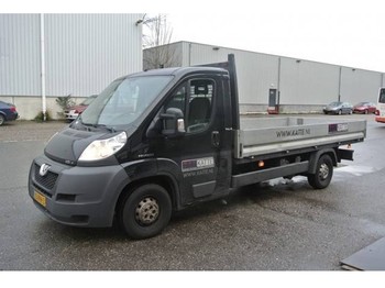 Peugeot 335 3.0 HDI L4 - Commercial vehicle