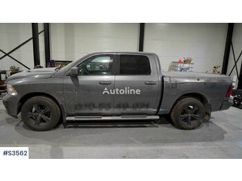 DODGE RAM 1500 HEMI - pickup truck