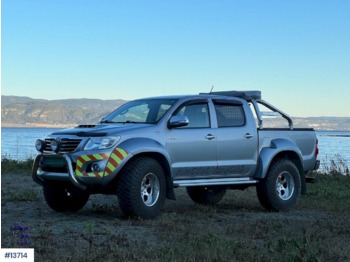 Toyota Hilux - pickup truck