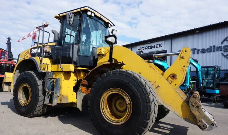 Wheel loader CAT 950M: picture 7