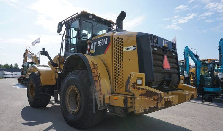 Wheel loader CAT 950M: picture 3