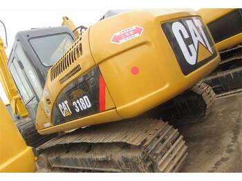 Crawler excavator Caterpillar 318D: picture 1